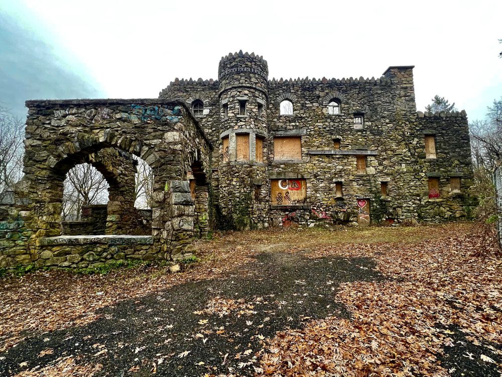 The Enigmatic Ruins of Hearthstone Castle: A Must-See in Connecticut