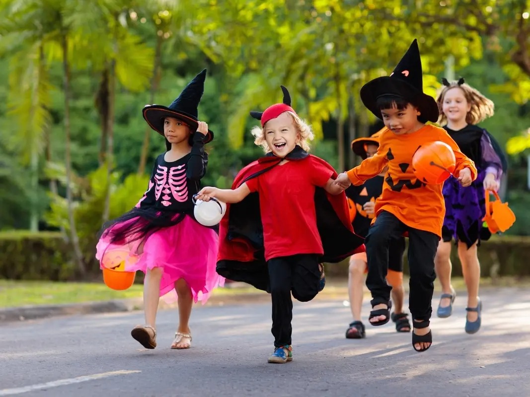 Danbury's 32nd Annual Halloween on the Green Event Guide